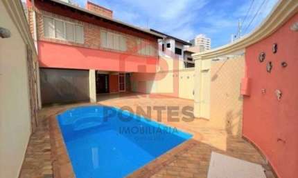 Casa com 3 quartos à venda na Vila São Lúcio, Botucatu , 280 m2 por R$ 1.200.000