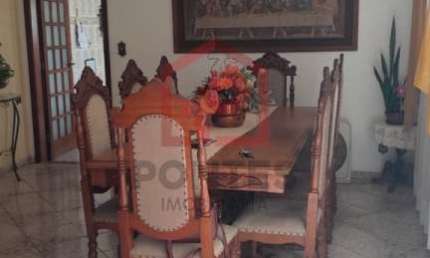Casa com 5 quartos à venda na Vila São Lúcio, Botucatu , 200 m2 por R$ 800.000