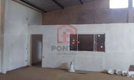 Barracão / Galpão / Depósito para alugar na Vila Cidade Jardim, Botucatu  por R$ 3.000
