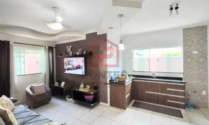 Casa com 3 quartos à venda no Jardim Itamarati, Botucatu , 115 m2 por R$ 550.000