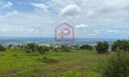 Terreno à venda no Jardim Brasil, Botucatu  por R$ 450.000