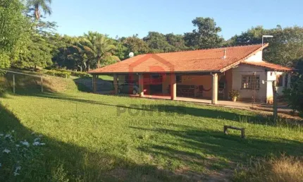 Chácara / sítio com 2 quartos à venda na Zona Rural, Bofete , 11000 m2 por R$ 400.000