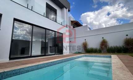 Casa com 3 quartos à venda no Jardim Aeroporto, Botucatu  por R$ 1.290.000
