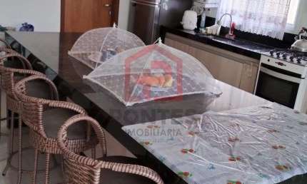 Casa em condomínio fechado com 4 quartos à venda no Ninho Verde, Pardinho  por R$ 850.000