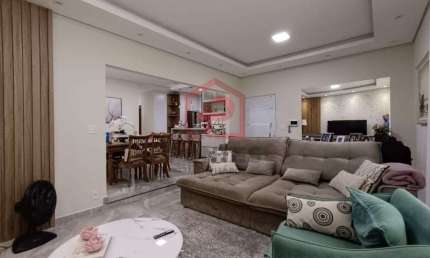 Casa com 3 quartos à venda na Vila Carmelo, Botucatu  por R$ 800.000