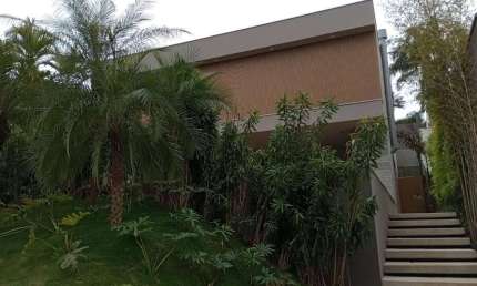 CASA ALPHAVILLE RESIDENCIAL 1 / PRÓXIMO TENIS CLUBE E DEMAIS AVENIDAS