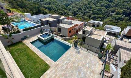 CASA MARAVILHOSA LOCAÇÃO / ALPHA SITIO/  4 SUITES/ CLEAN