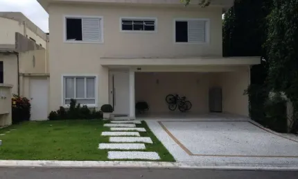 CASA OPORTUNIDADE / ALPHAVILLE 3 / ALAMEDA CANANEIA / MARQUE SUA VISITA