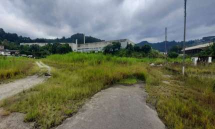 ÁREA COMERCIAL PARA LOCAÇÃO EM ITAPEVI / 5 MINUTOS ATÉ A CASTELO BRANCO