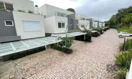 Casa em condomínio fechado com 3 quartos à venda na Rua Doutor Ney de Castilhos Ferreira, --, Pedra Redonda, Porto Alegre