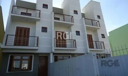 Sobrado para Venda - 152m², 3 dormitórios, sendo 1 suites, 2 vagas - Rubem Berta