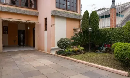 Casa com 3 quartos à venda na Rua Ivan Iglesias, --, Jardim Itu Sabará, Porto Alegre