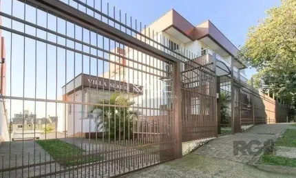 Apartamento 02 Dormitórios Com Sacada Bairro Tristeza - 2 vagas