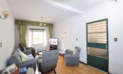 Casa para Venda - 187m², 3 dormitórios, sendo 1 suites, 2 vagas - Jardim São Pedro