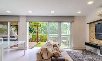 Casa em Condomínio com 04 Quartos - 4 vagas, 200,36 m² de área privativa - LOMBA DO PINHEIRO