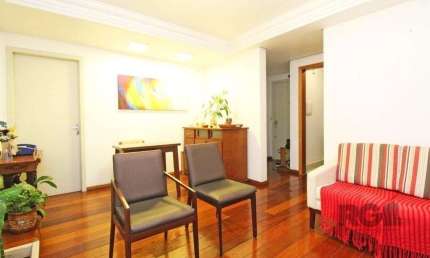 Excelente cobertura de 134m² com 3 dormitórios e 2 vagas.