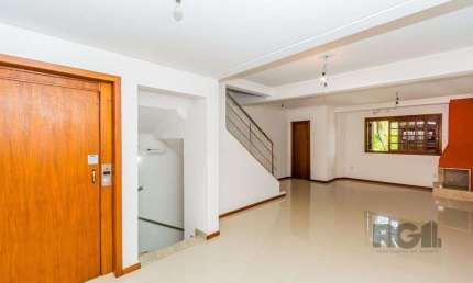 Casa 320m², 3 dormitórios, 3 vagas no bairro Jardim Itu