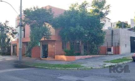 Casa com 3 quartos à venda na Rua Dário Totta, --, Teresópolis, Porto Alegre