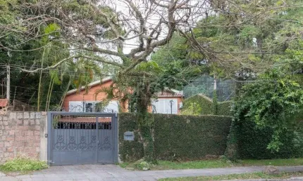 Casa para Venda - 300m², 4 dormitórios, sendo 2 suites, 4 vagas - Vila Assunção