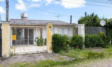 Casa para Venda - 239m², 5 dormitórios, sendo 1 suites, 2 vagas - Hipica