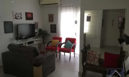 Casa para Venda - 169.86m², 5 dormitórios, sendo 1 suites, 2 vagas - Hípica