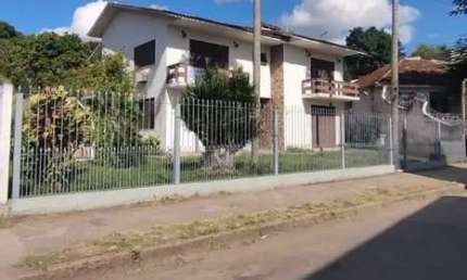 Casa com 4 quartos à venda na Rua Irmã Ambrósio, --, Jardim Carvalho, Porto Alegre