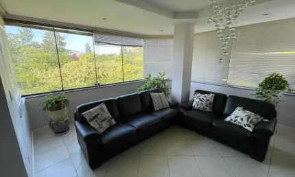 Apartamento com 3 quartos à venda na Rua Professor Bertrand Russel, --, Vila Ipiranga, Porto Alegre