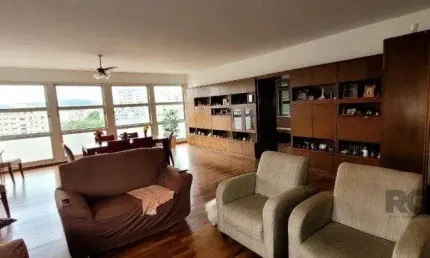 Apartamento com 3 quartos à venda na Avenida Venâncio Aires, --, Farroupilha, Porto Alegre