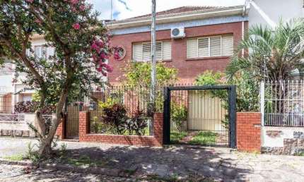 Casa para Venda - 118m², 2 dormitórios, 2 vagas - Medianeira