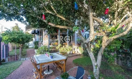 Casa para Venda - 200m², 3 dormitórios, sendo 1 suites, 2 vagas - Vila Assunção