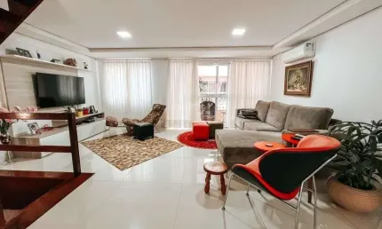 Casa em condomínio fechado com 3 quartos à venda na Avenida Coronel Marcos, --, Pedra Redonda, Porto Alegre