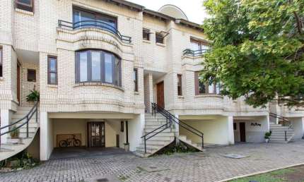 Casa em condomínio fechado com 3 quartos à venda na Rua Curupaiti, --, Cristal, Porto Alegre
