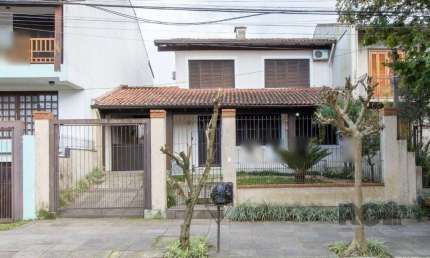 Casa para Venda - 200m², 3 dormitórios, sendo 1 suites, 3 vagas - Jardim Verde