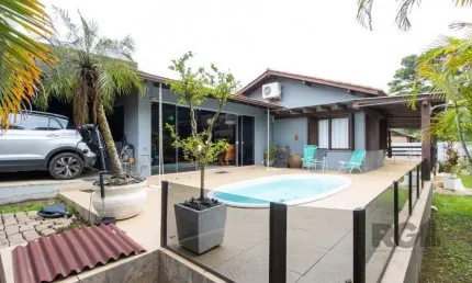 Casa com 3 quartos à venda na Estrada Maria Altina, --, Hípica, Porto Alegre