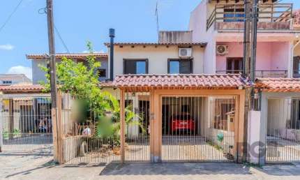 Casa com 3 quartos à venda na Rua Edgar Sanches Laurent, --, Hípica, Porto Alegre