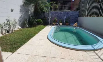 Casa para venda - 185m², 3 dormitórios, sendo 1 suites, 2 vagas - bahamas