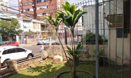 Casa para Venda - 130m², 2 dormitórios, 1 vaga - Cidade Baixa