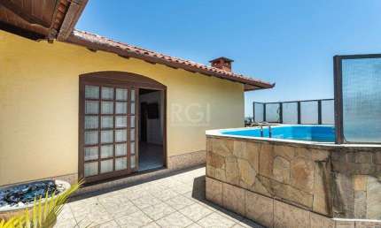 Cobertura duplex no Sarandi de 3 dormitórios e 2 vagas