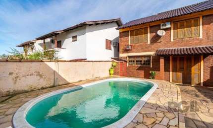 Casa sobrado na zona norte de 3 dormitórios 3 vagas e piscina