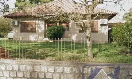 Casa para Venda - 400m², 4 dormitórios, sendo 1 suites, 6 vagas - Florida, Guaiba
