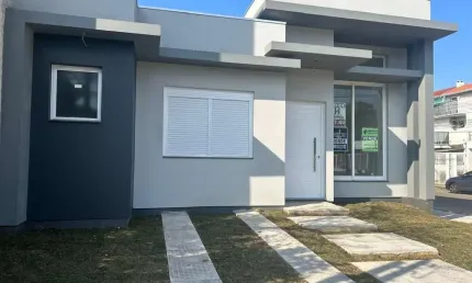 Casa com 3 quartos à venda na Rua Canísio Binsfeld, --, Hípica, Porto Alegre