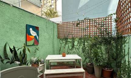 CASA TOTALMENTE REFORMADA EM ÓTIMA LOCALIZAÇÃO NO CENTRO HISTÓRICO