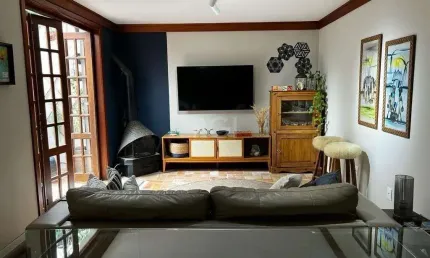 Ótimo apartamento com 3 dormitórios no bairro Menino Deus