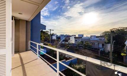 Casa em condomínio fechado com 3 quartos à venda na Rua Adriano Pereira da Silva, --, Vila Nova, Porto Alegre