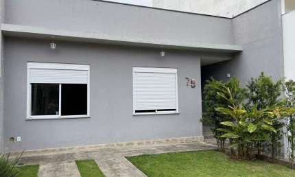 Casa com 2 quartos à venda na Rua Sargento Bruno Feldmann, --, Guarujá, Porto Alegre