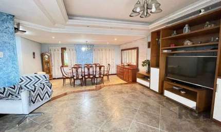 Casa para Venda - 465m², 4 dormitórios, sendo 1 suite, 4 vagas - Vila Conceição