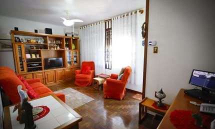 Casa 3 dorms 2 vagas Chácara das Pedras em Porto Alegre-RS