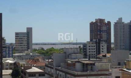 Cobertura para Venda - 267m², 3 dormitórios, sendo 1 suites, 2 vagas - Menino Deus