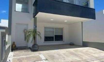 Casa Condominio para Venda - 203.81m², 3 dormitórios, sendo 1 suites, 2 vagas - Hípica