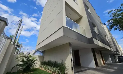Casa em condomínio fechado com 3 quartos à venda na Avenida Sergipe, --, Glória, Porto Alegre